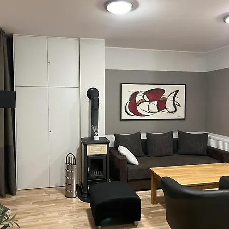 Apartment Iks *